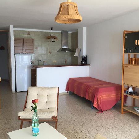 דירות אמפוריבראבה Apartamento Vista Mar Edificio Manhattan 19 מראה חיצוני תמונה