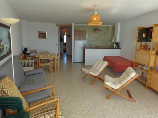 דירות אמפוריבראבה Apartamento Vista Mar Edificio Manhattan 19 מראה חיצוני תמונה