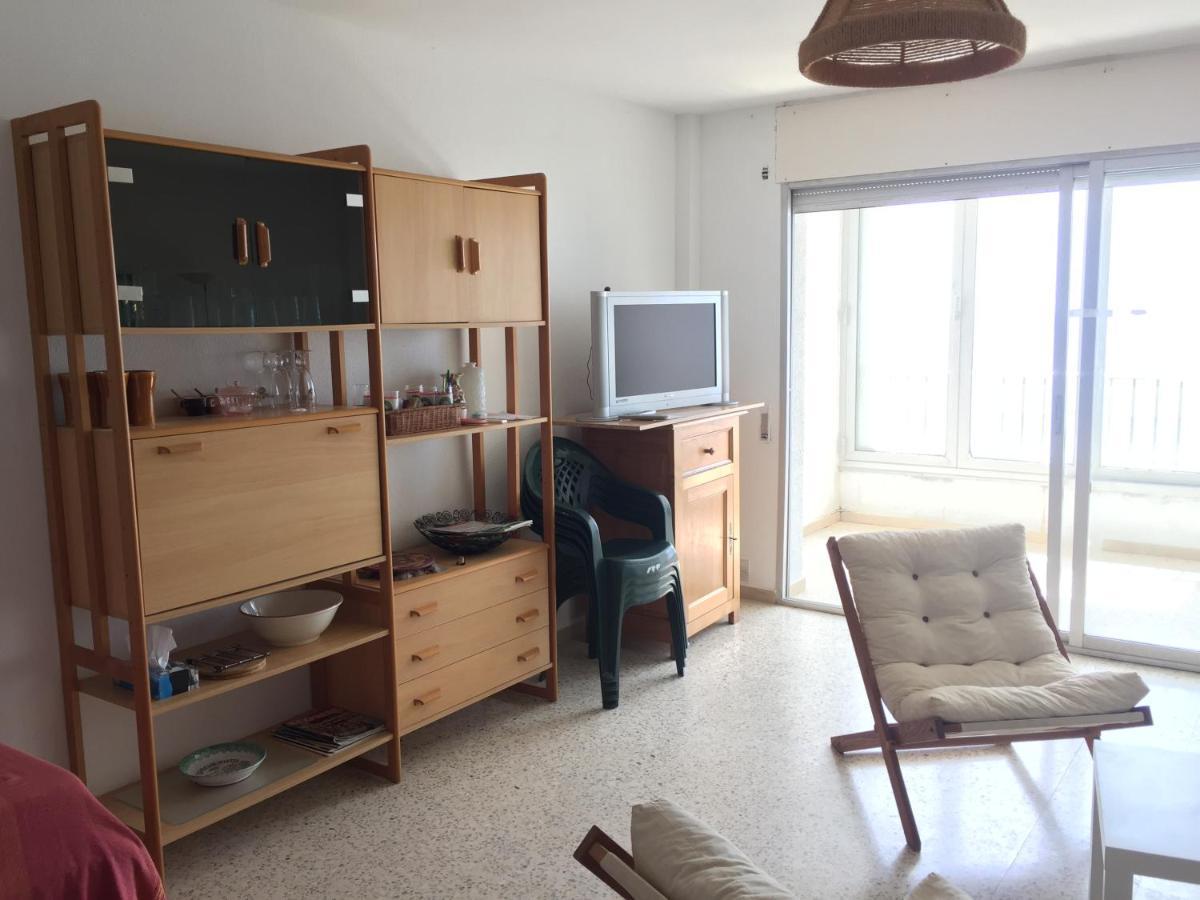 דירות אמפוריבראבה Apartamento Vista Mar Edificio Manhattan 19 מראה חיצוני תמונה