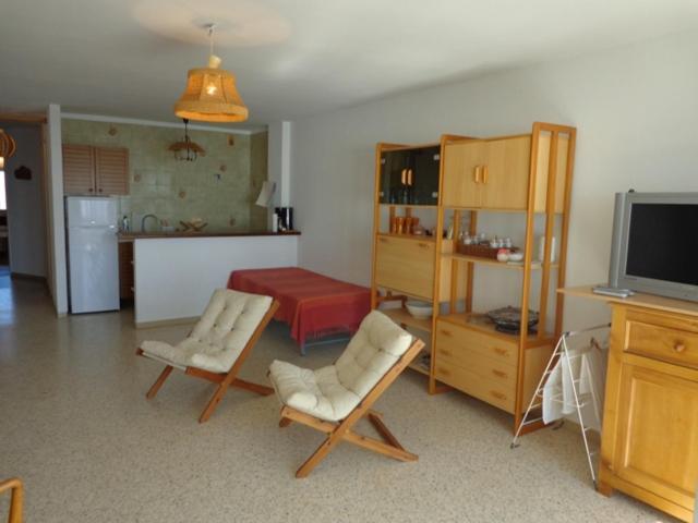 דירות אמפוריבראבה Apartamento Vista Mar Edificio Manhattan 19 מראה חיצוני תמונה